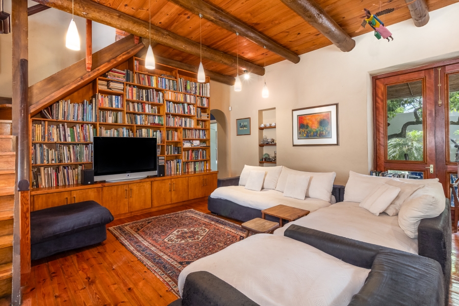 6 Bedroom Property for Sale in Paarl Central Western Cape